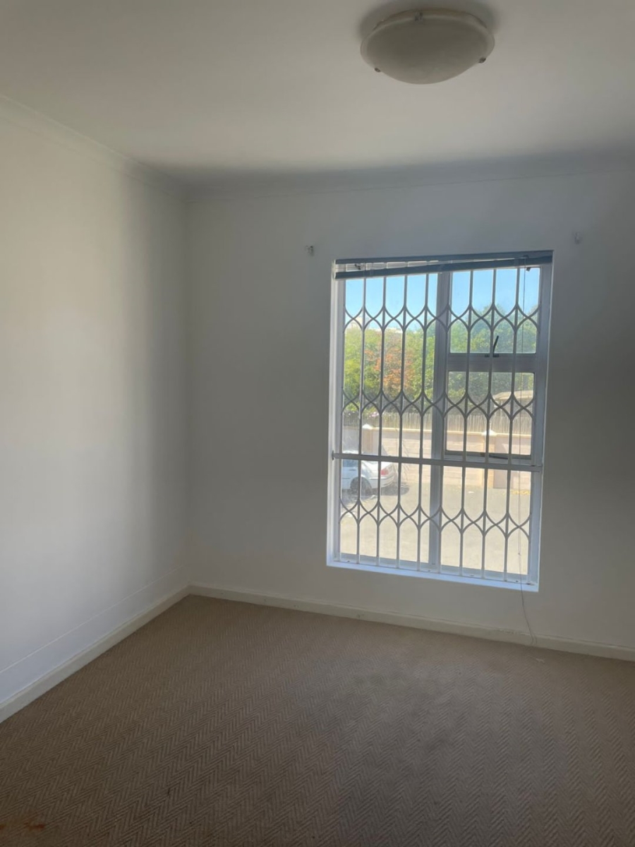 2 Bedroom Property for Sale in Mowbray Western Cape